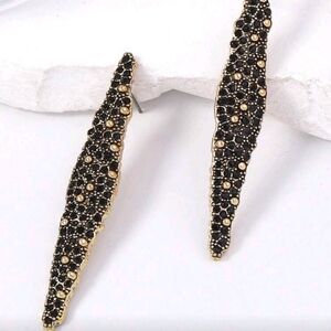 Geometric linear rhinestone stud earrings